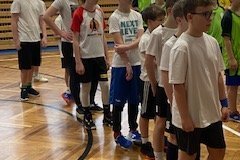 Přehazovaná 2-23
