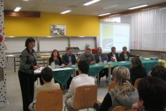 Projekt:Kariérové poradenství a psychologická pomoc žákům ve škole - Beseda zástupců škol a podniků rodiči 10-14