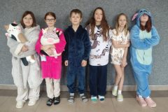 Pyžamový den 11-25