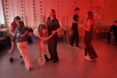 Valentýnská disco 2-25